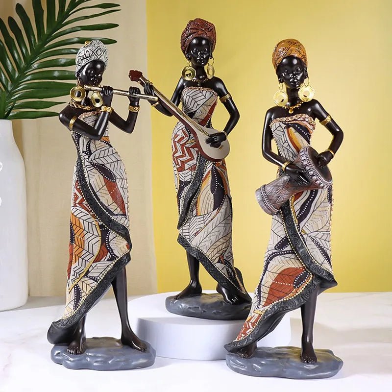African Women Statue - Caleto