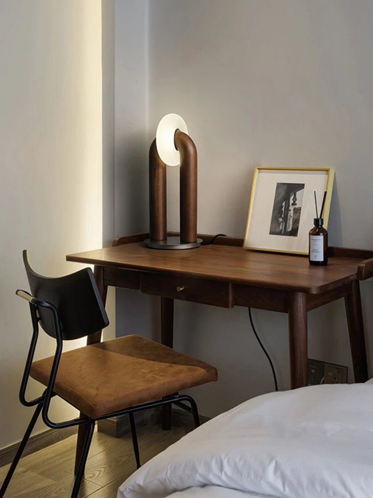 Vintage Wooden Table Lamp - Caleto