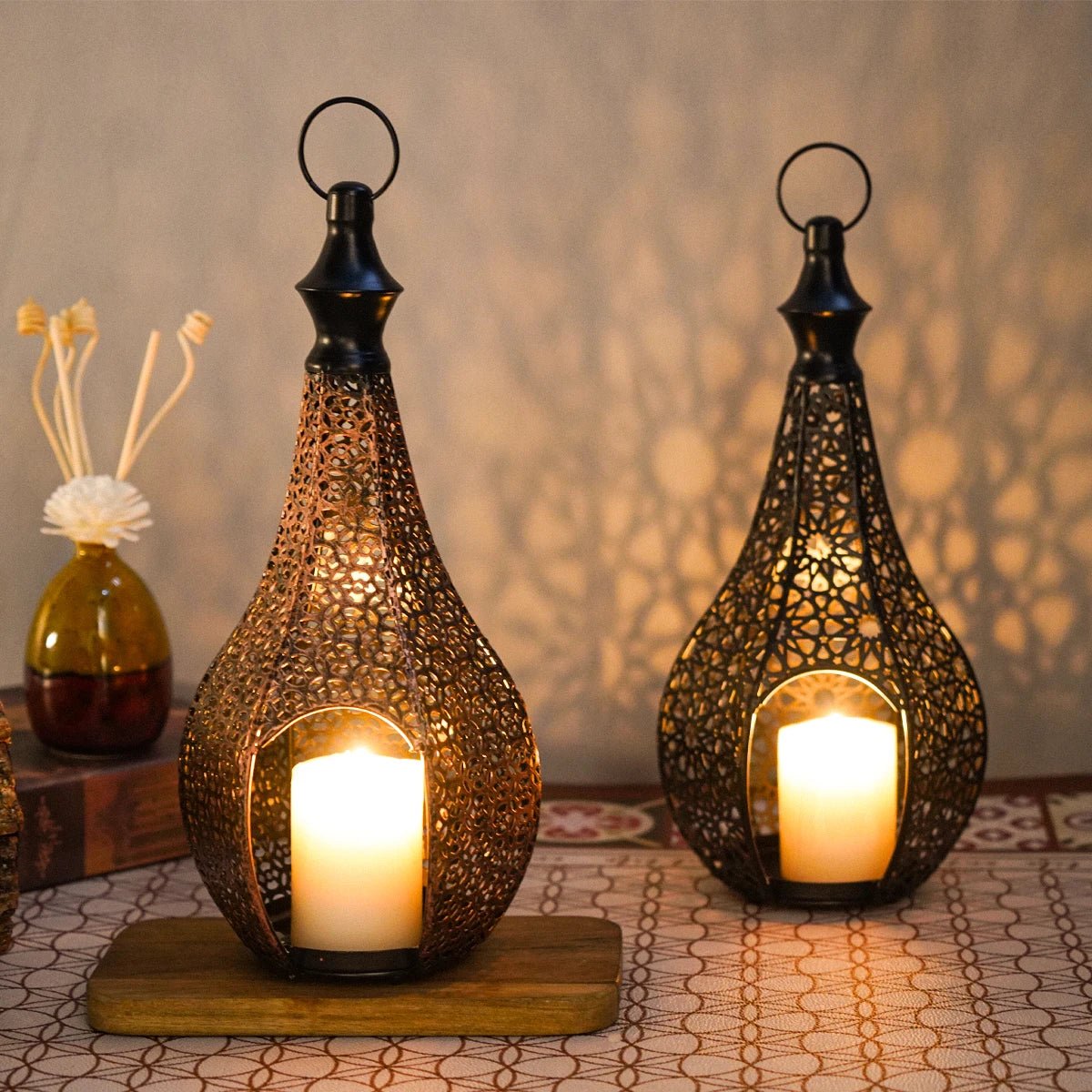 Vintage Lantern Candle Holder - Caleto