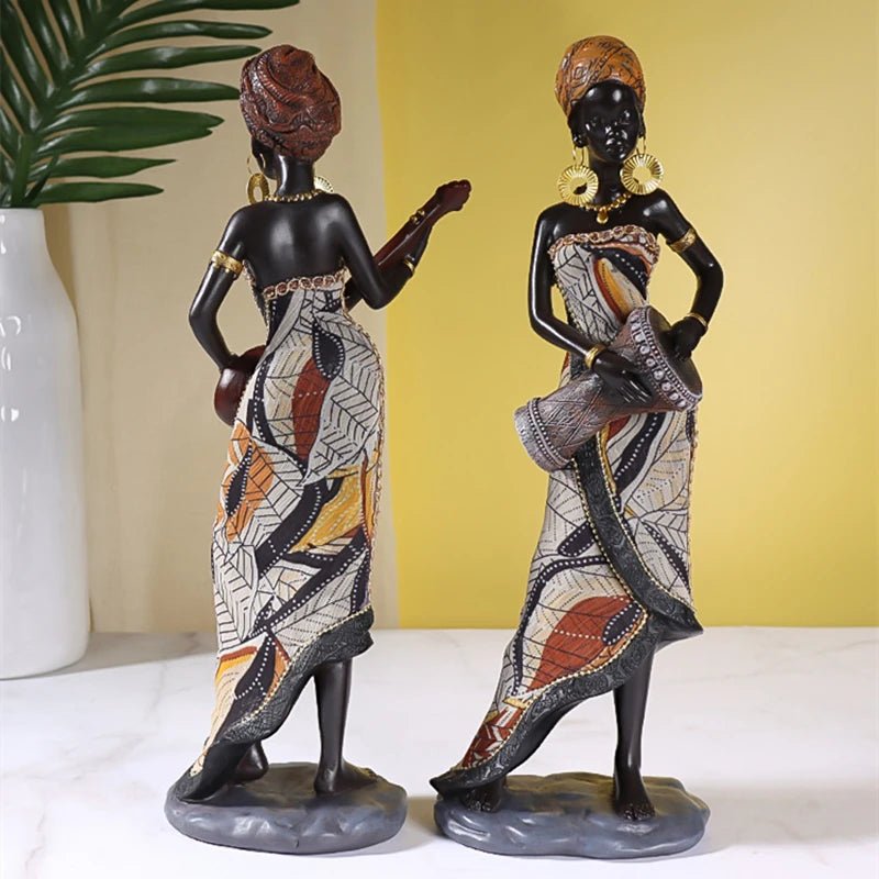 African Women Statue - Caleto