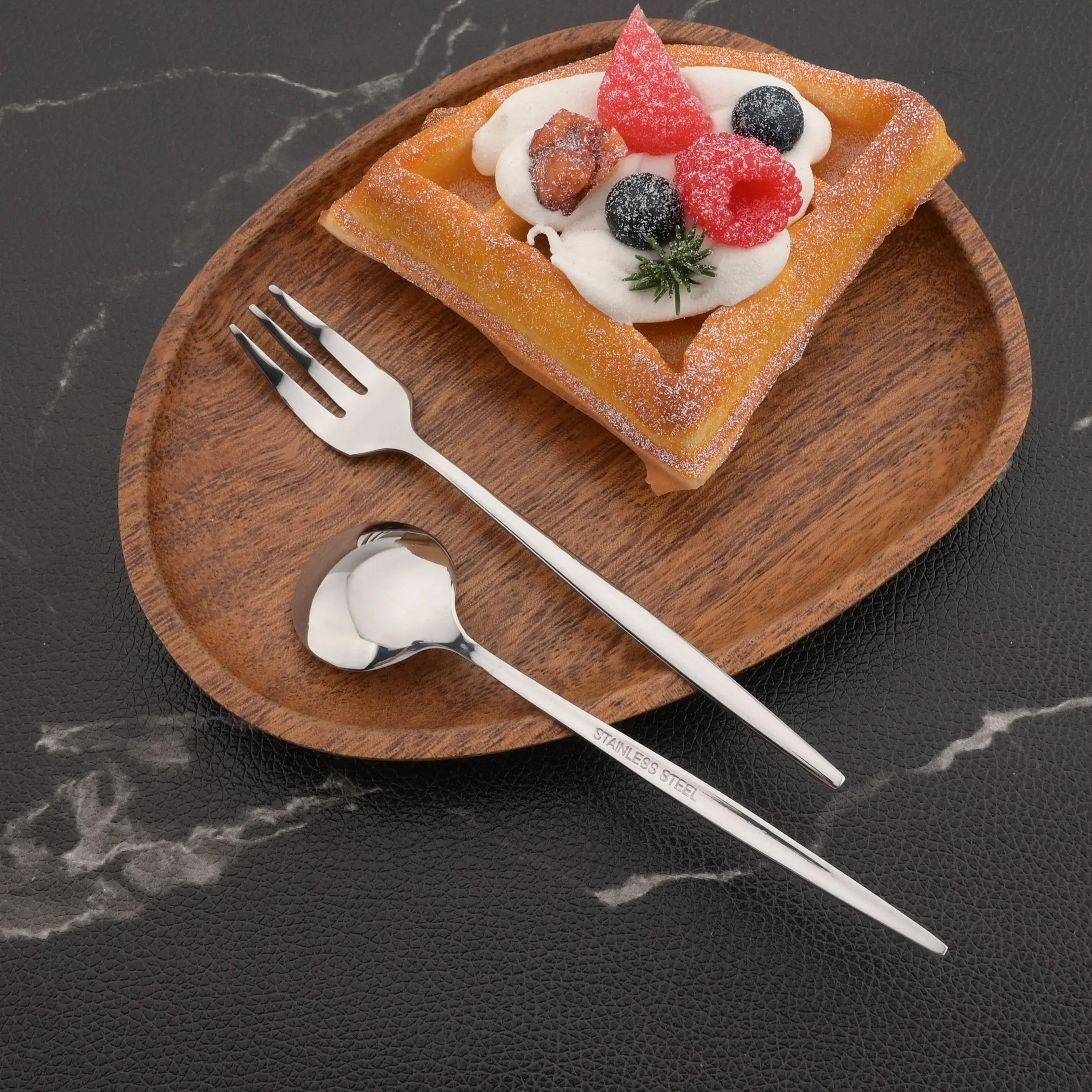 Gold Stainless Spoon Set - Caleto