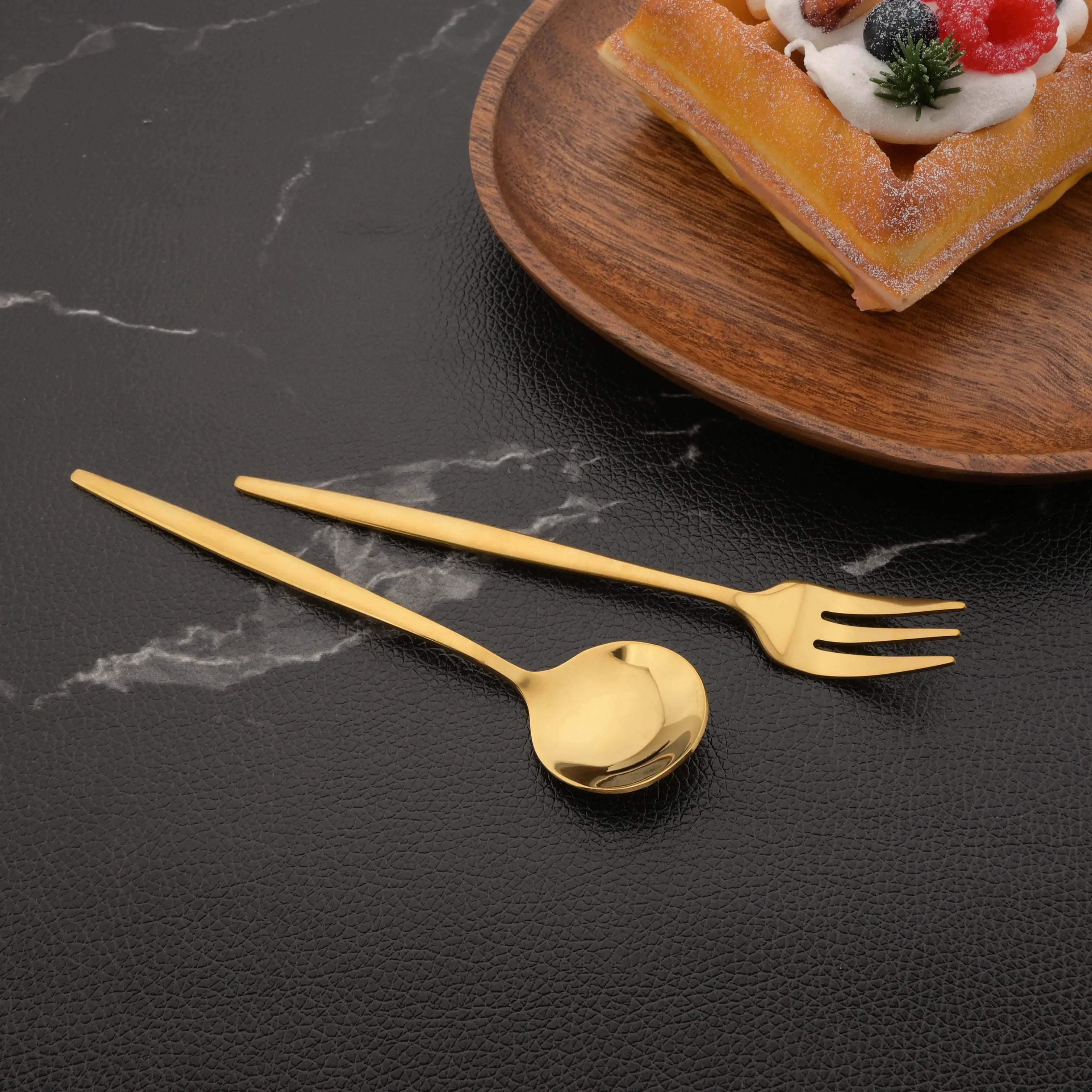 Gold Stainless Spoon Set - Caleto